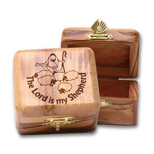 Engraved Large Olive Wood Keepsake boxes